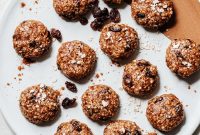 No-Bake Oatmeal Raisin Cookie Bites Recipe
