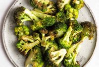 Crispy Air Fryer Broccoli in 10 Minutes