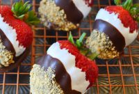 S’mores Dipped Strawberries Recipe