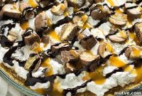 No-Bake Twix Pie with Chocolate Caramel Crust