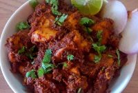 Maharashtrian Chicken Sukka: Spicy Dry Chicken