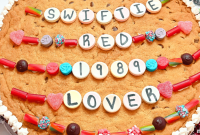 Taylor Swift Inspired Friendship Bracelet Cookie Cake Recipe
