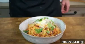Authentic Bucatini all'Amatriciana with Guanciale and Tomato 11 Bucatini Amatriciana Serve
