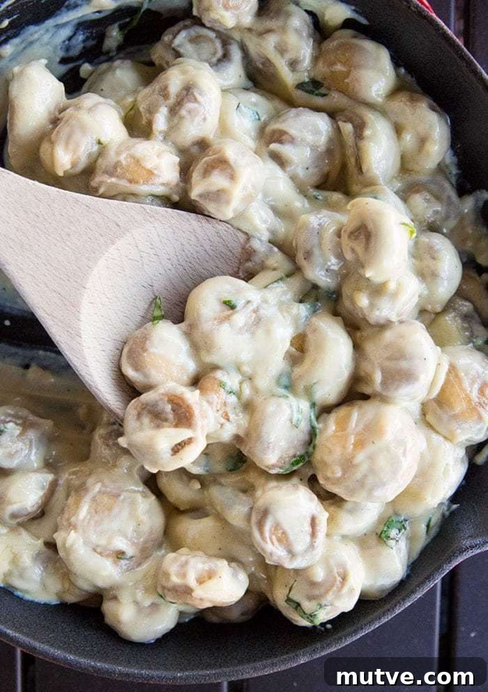 Creamy Garlic Parmesan Sautéed Mushrooms (Low-Carb) 4 Low Carb Creamy Parmesan Garlic Sautéed Mushrooms 3