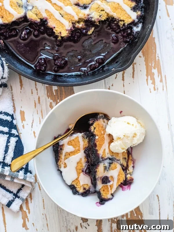Skillet Apple Crisp Recipe with Cinnamon Oat Topping 9 Skillet blueberry cobbler