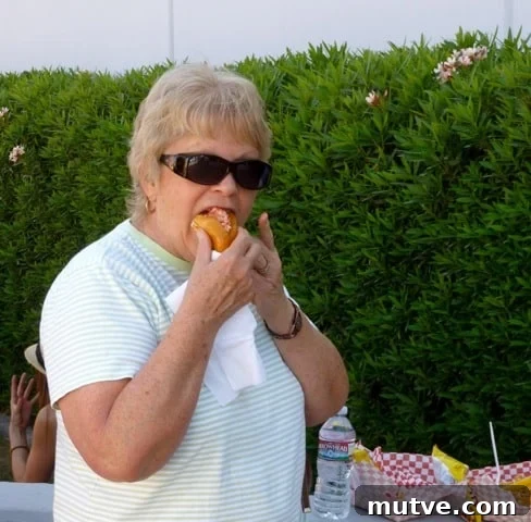 Ordering Lobster Rolls on Weight Watchers at The Lobster Lady 6 Mom with Her Lobster Roll from the Maine Lobster Lady