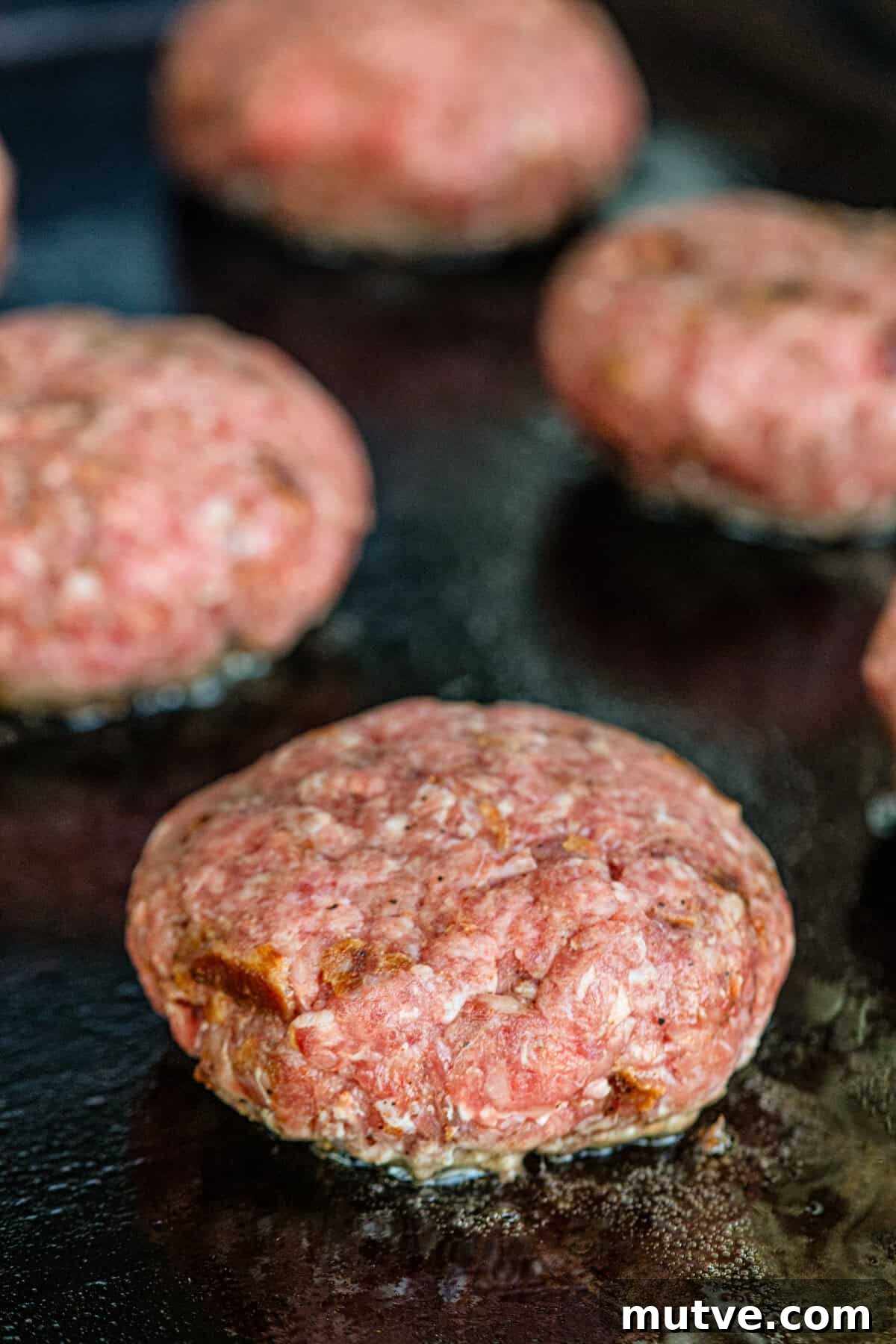 Juicy Jalapeno Popper Stuffed Burger with Bacon and Cream Cheese 8 Jalapeno Popper Stuffed Burgers on Blackstone griddle