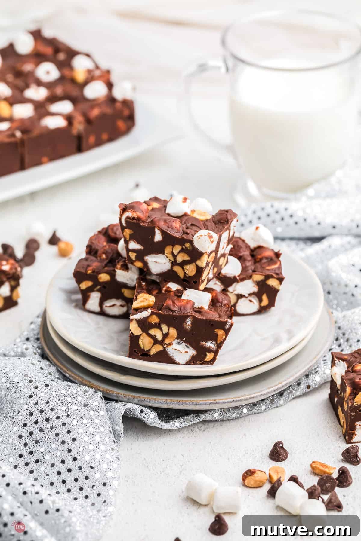 stack of plates with fudge