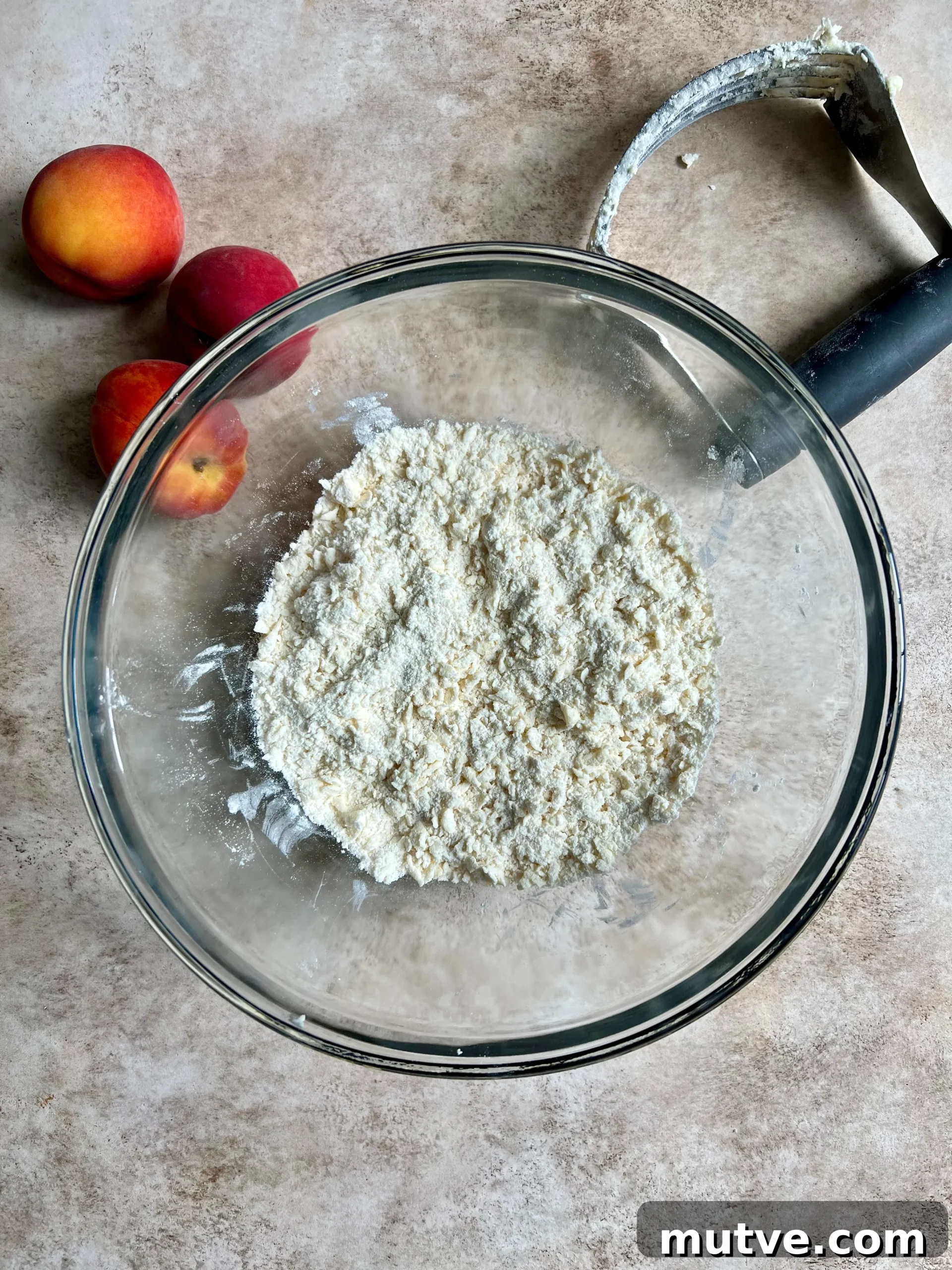 Rustic Peach Galette Recipe with Honey and Almonds 5 Peach galette close-up
