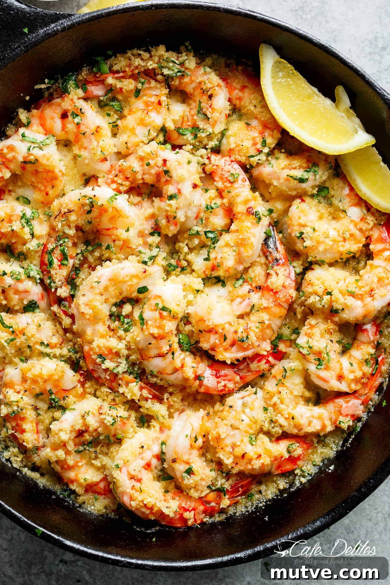 Crispy Oven-Baked Shrimp Scampi Recipe with Garlic Butter 2 img 44392 1